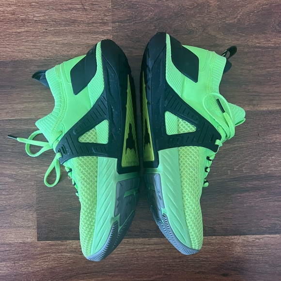 The Rock Under Armour training shoes - Picture 2 of 4